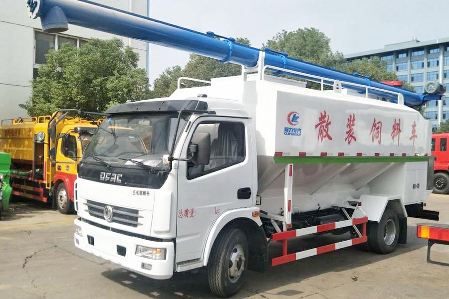 東風多利卡12方(6噸)散裝飼料運輸車